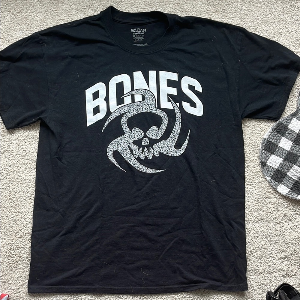 Gildan Black 'Bones' Graphic T-Shirt